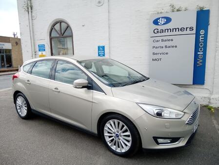 FORD FOCUS 1.0 T EcoBoost Titanium X 