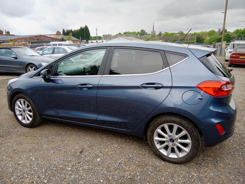 FORD FIESTA