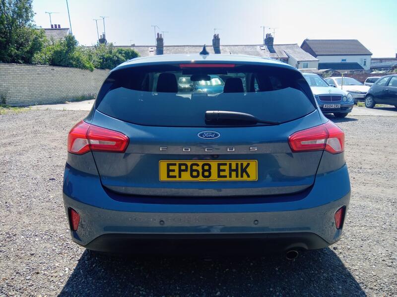 FORD FOCUS