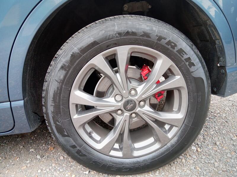 FORD KUGA