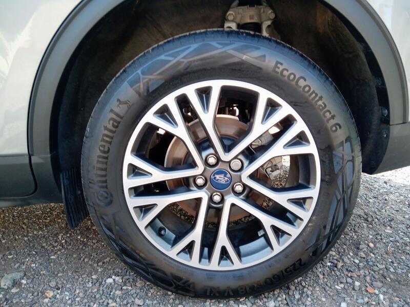 FORD KUGA
