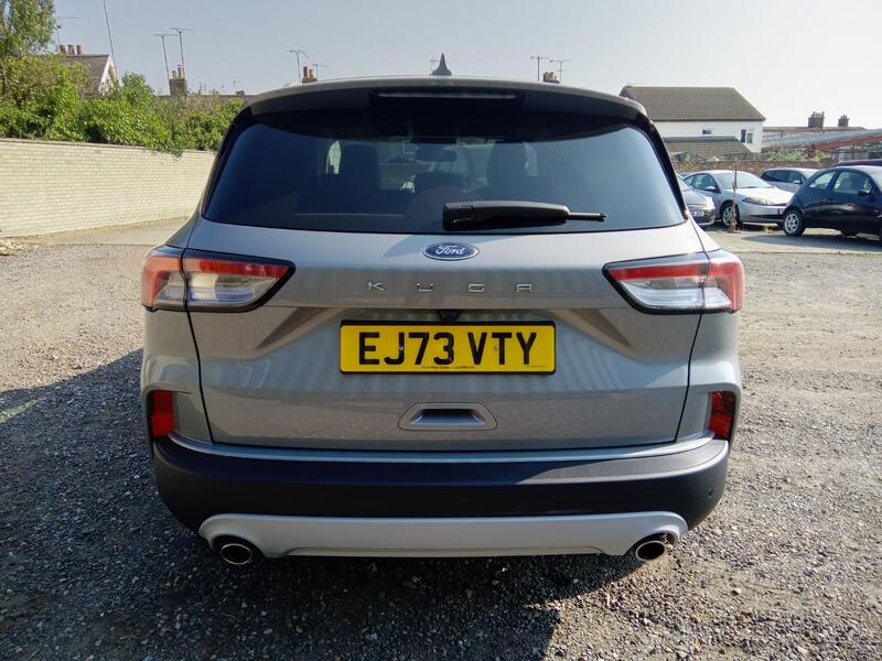FORD KUGA