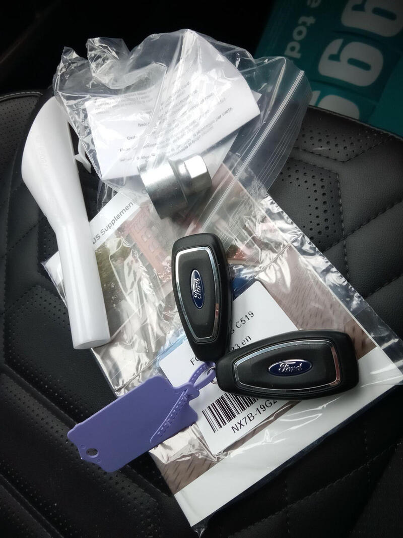 FORD FOCUS