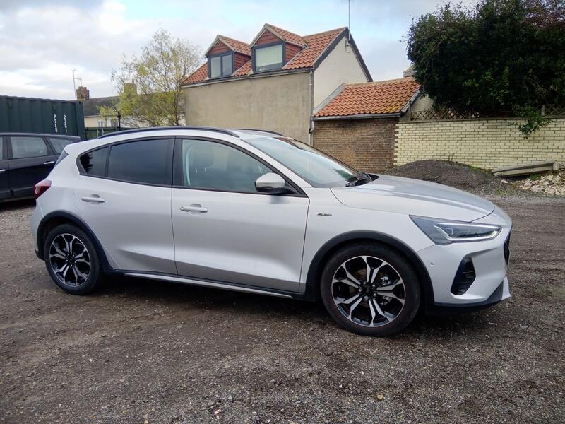 FORD FOCUS