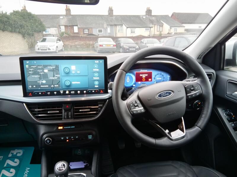 FORD FOCUS