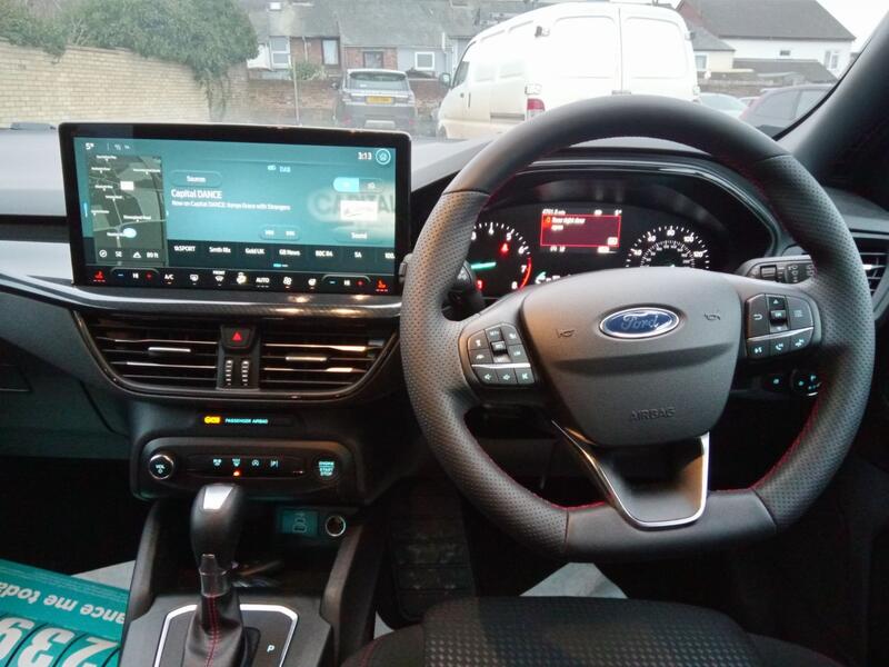 FORD FOCUS