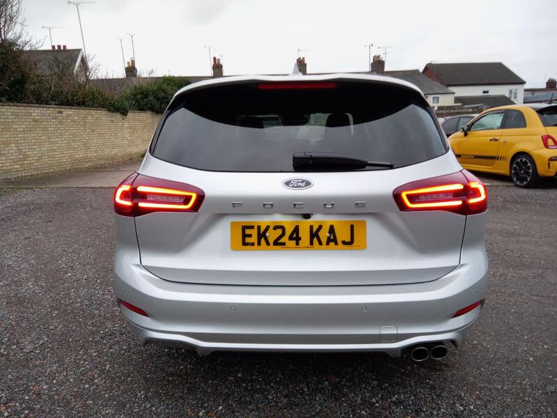 FORD FOCUS