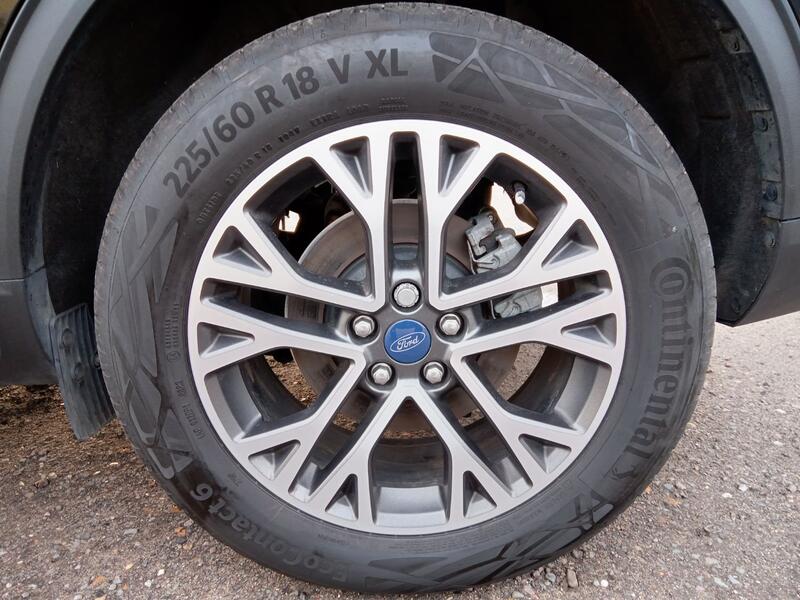 FORD KUGA