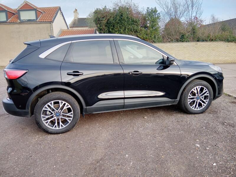 FORD KUGA