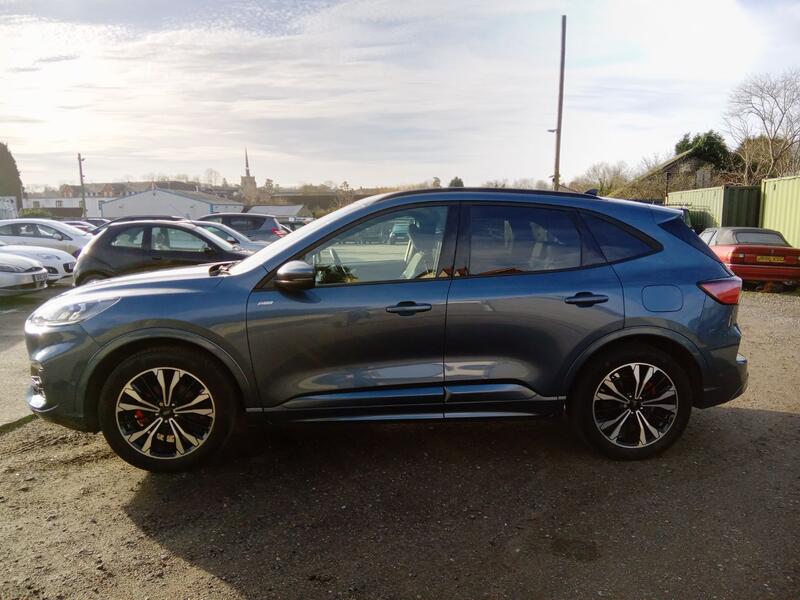FORD KUGA