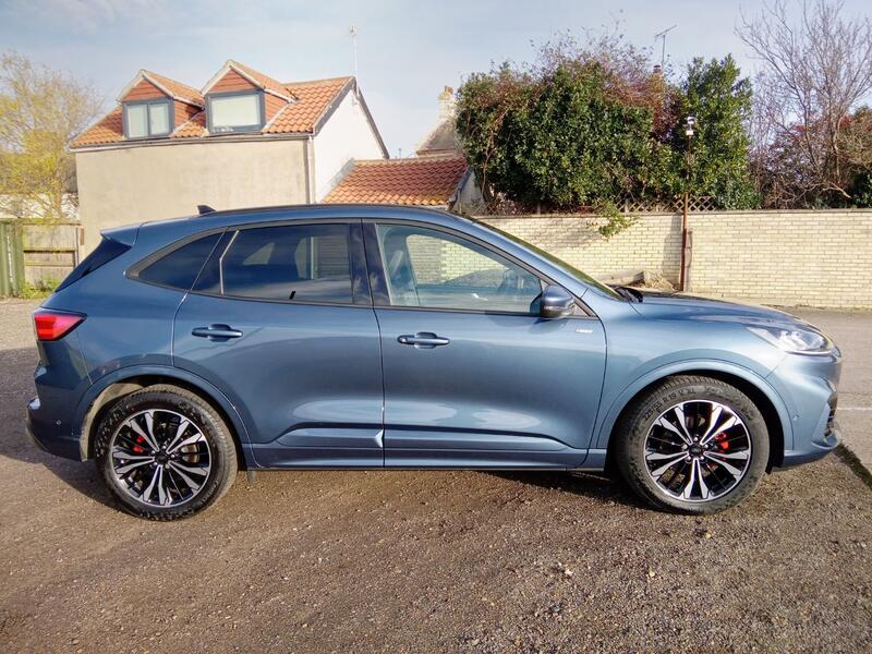 FORD KUGA