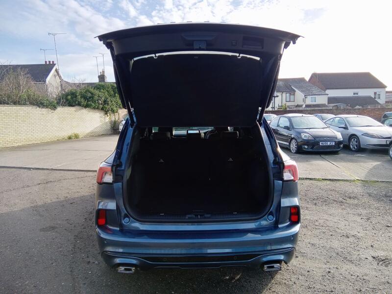 FORD KUGA