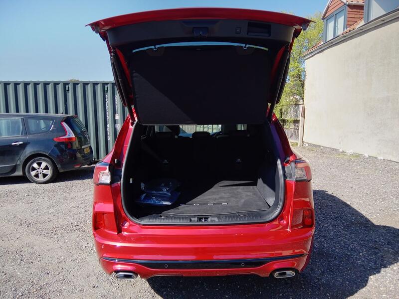 FORD KUGA