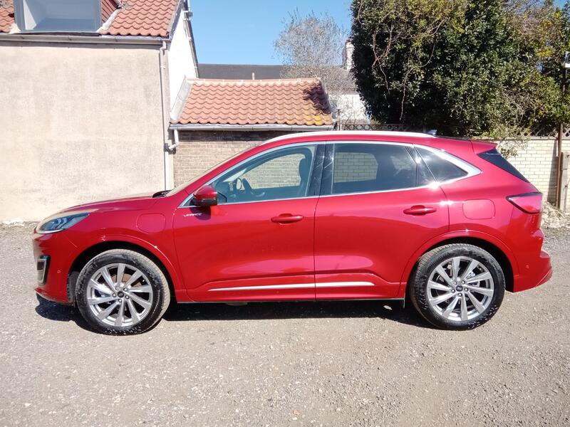 FORD KUGA
