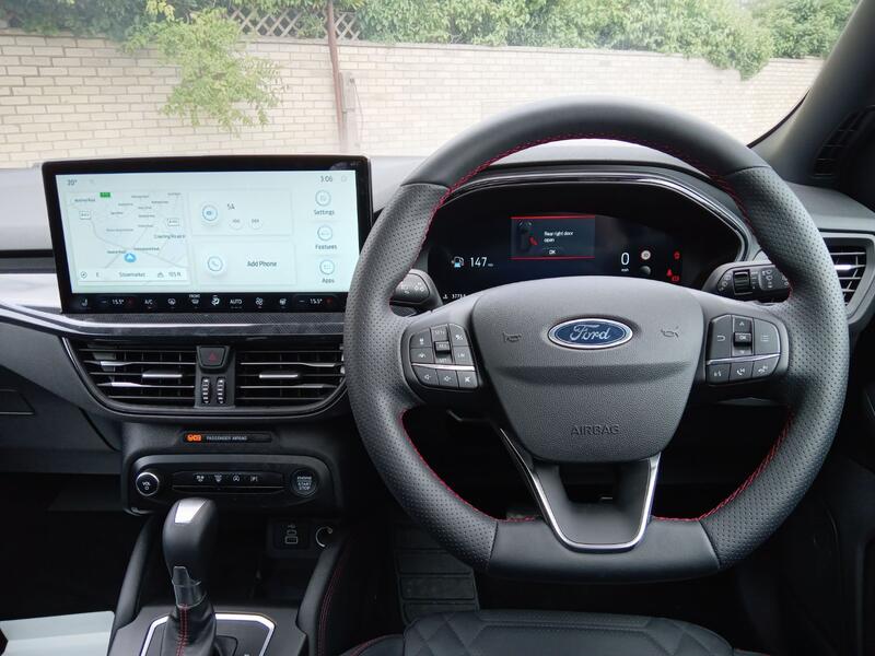 FORD FOCUS